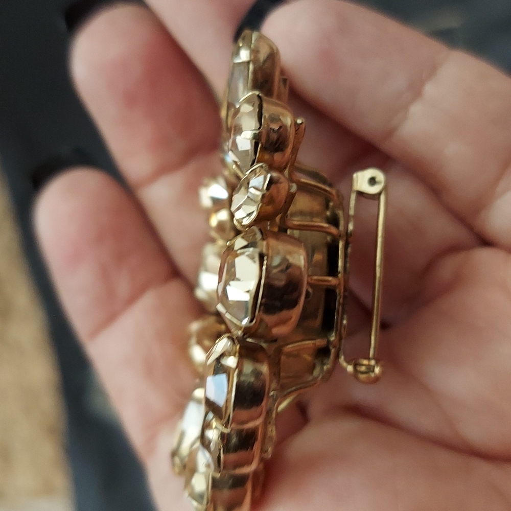 Regency Signed Sparkly Raised Brooch - image 2